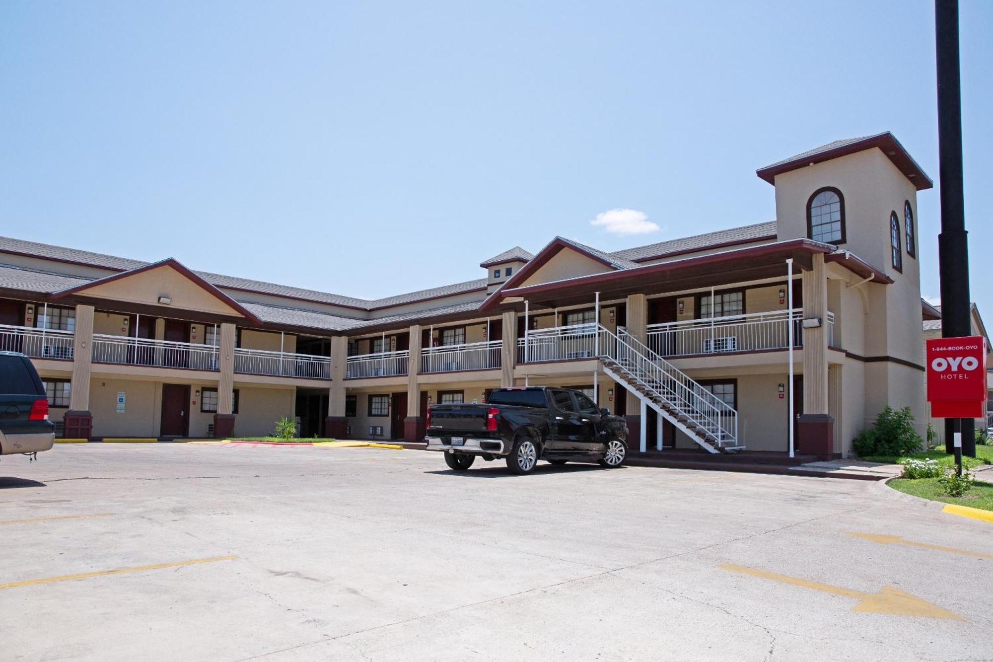 Oyo Airport South Hotel