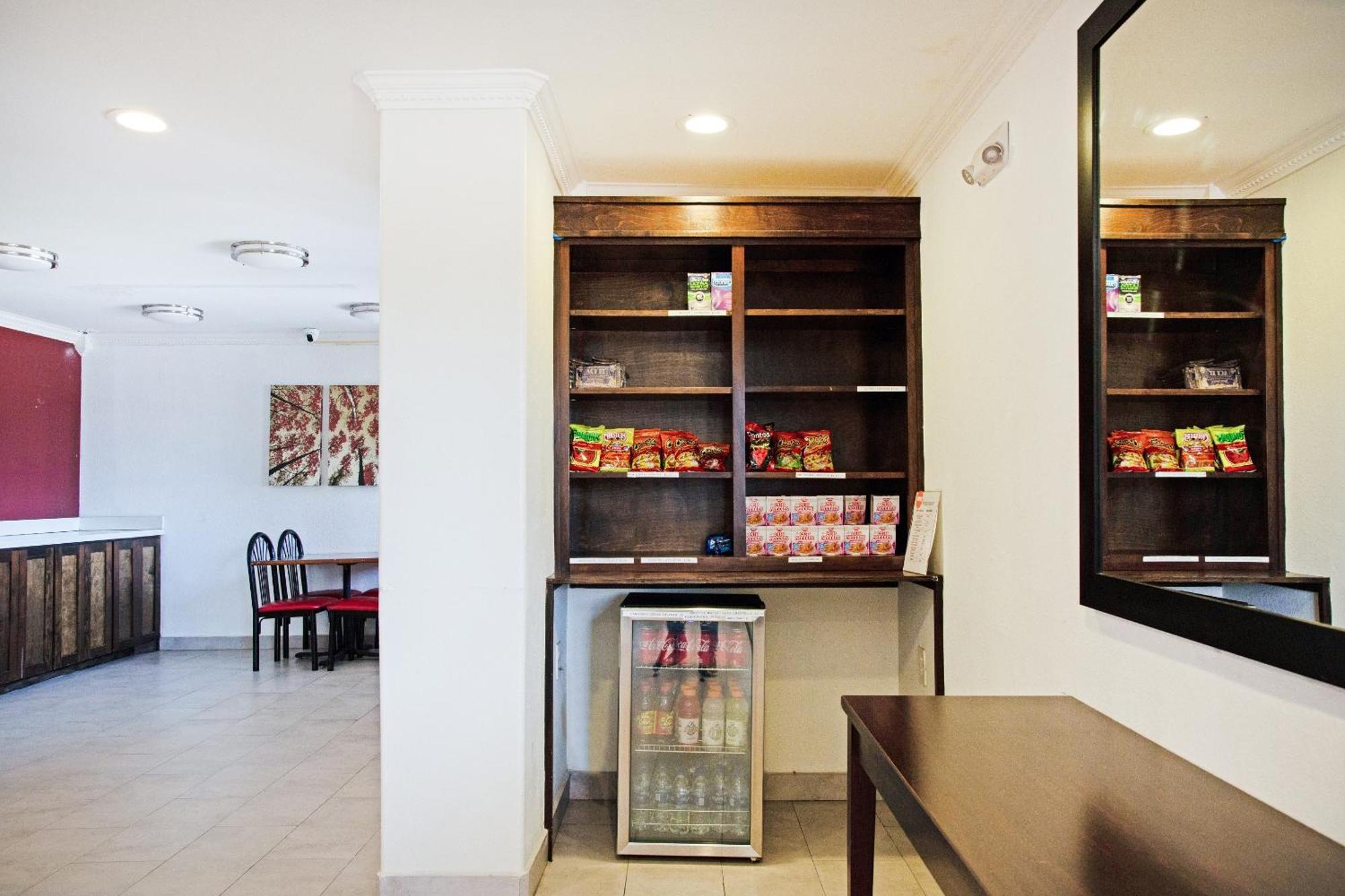 Hotel Oyo Airport South