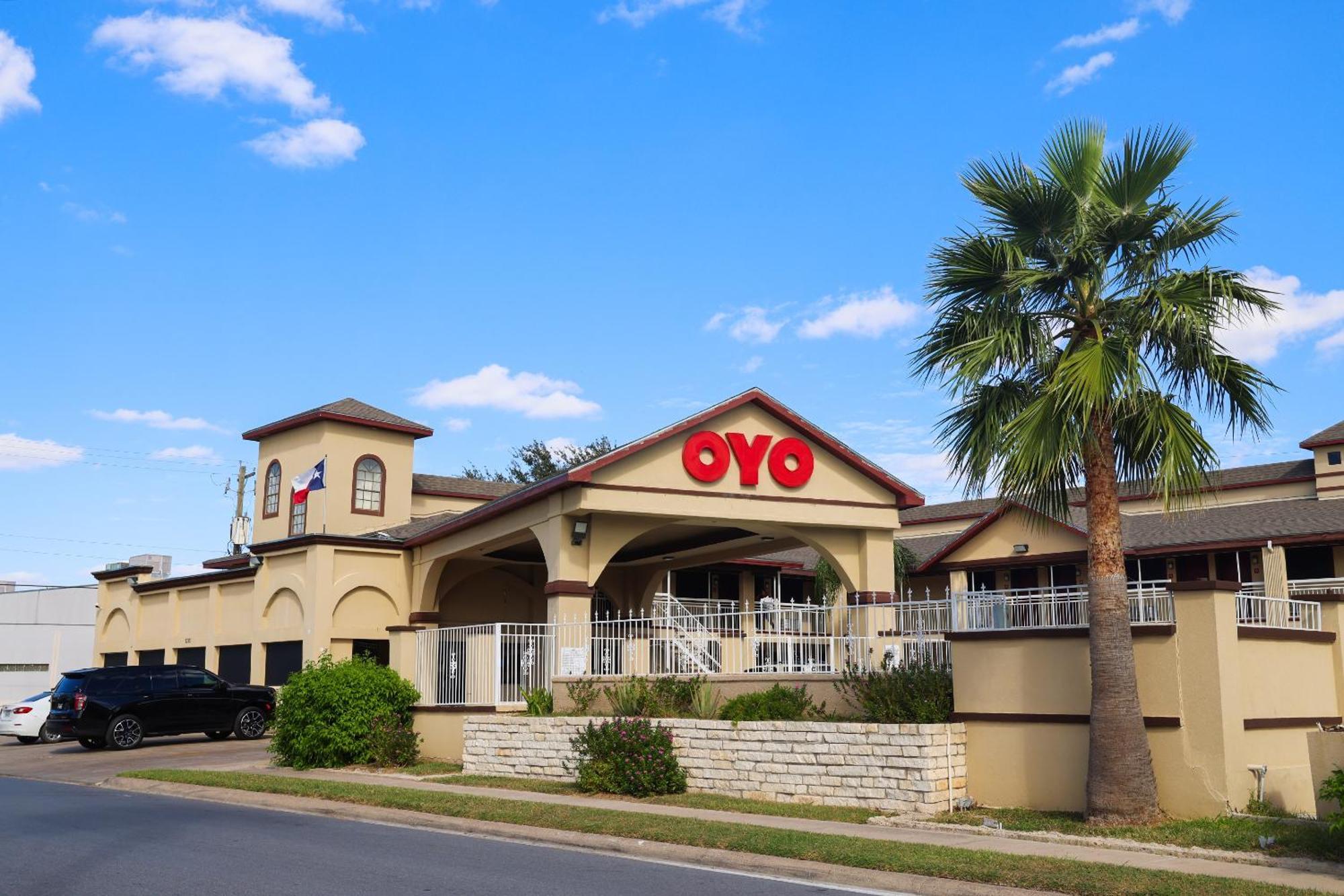 Oyo Airport South Hotel 2*
